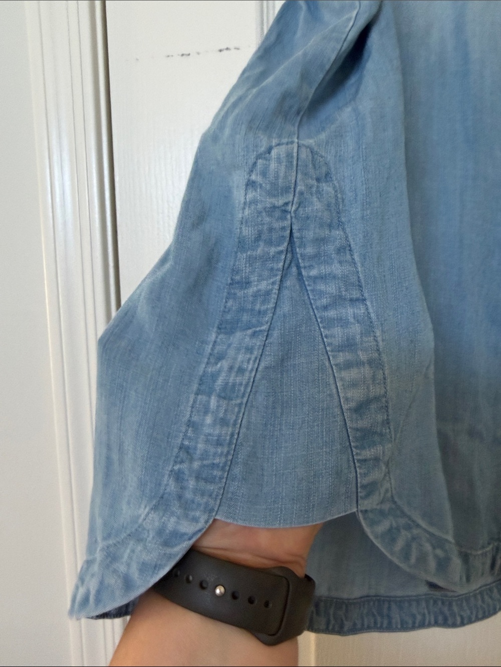 Cloth & Stone by Anthropologie Sleeveless Chambray Button-Down Top - Picture 3 of 6